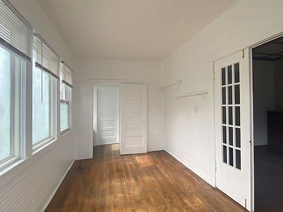 4th image of 725 N Cascade Ave APT 3