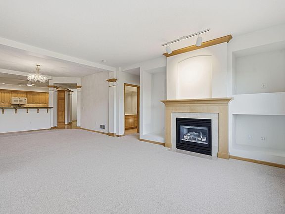 5th image of 11460 Fairfield Rd W Unit 303
