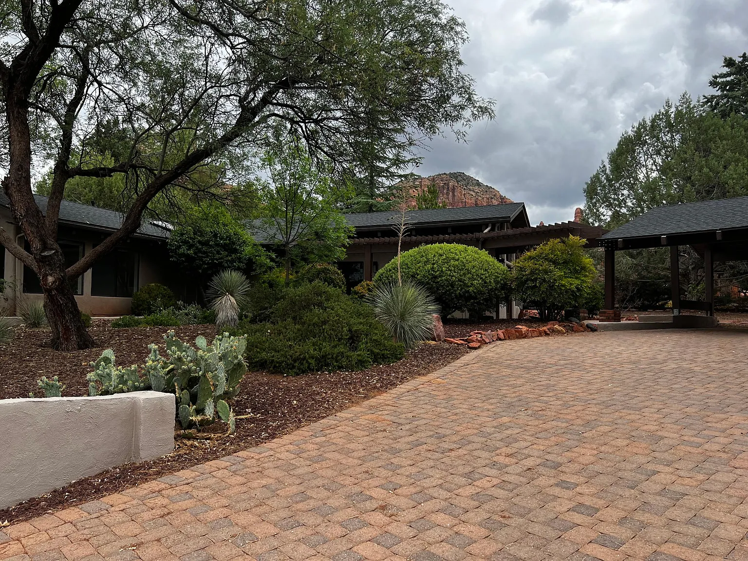 3 bed, 1.5 bath, 1604 sqft, $3,500 — Photo 2