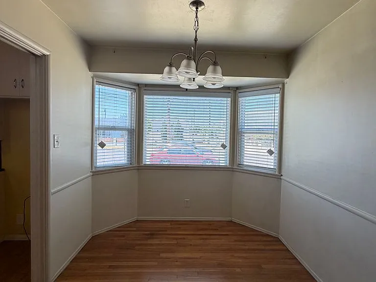 14752 S Budlong Ave — Photo 4