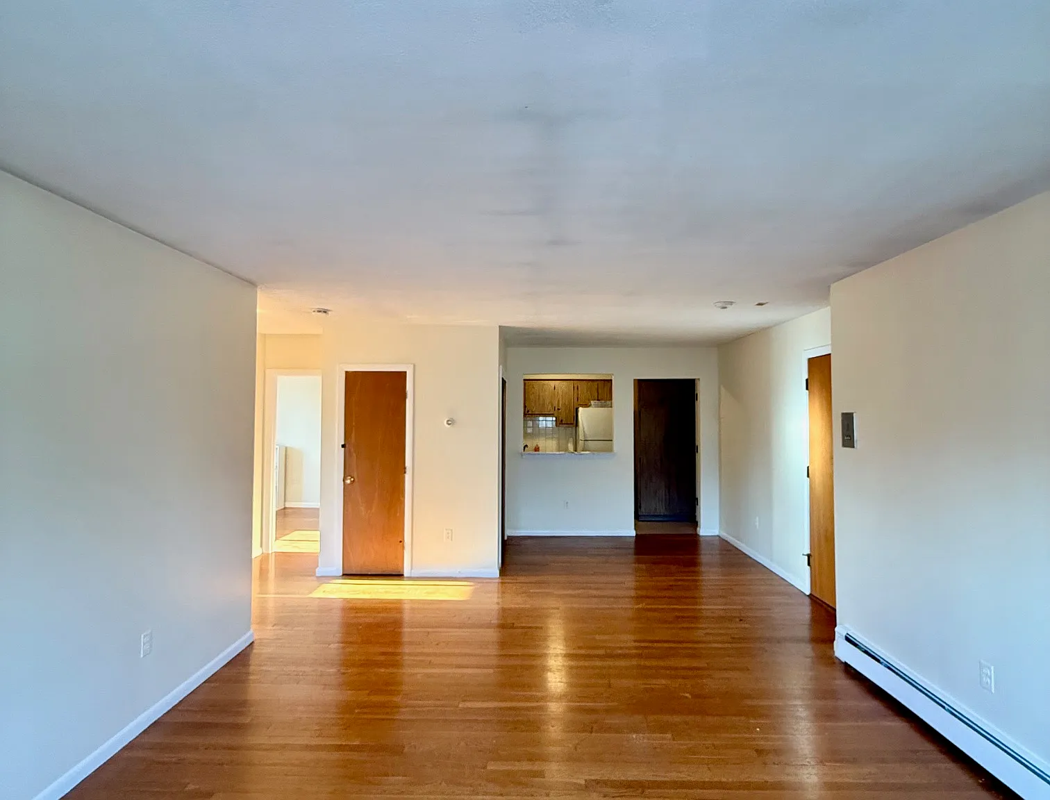 2 bed, 775 sqft, $2,600 — Photo 2