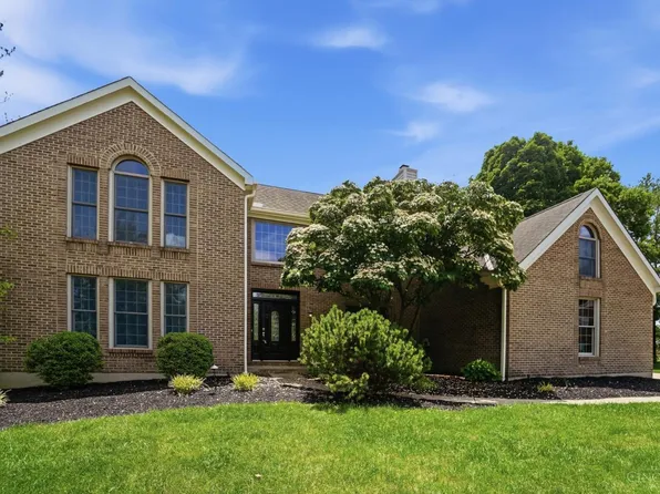 8082 Kingfisher Ln, West Chester, OH 45069