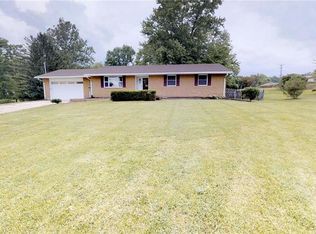 429 Sassafras Dr, Springfield, OH 45504