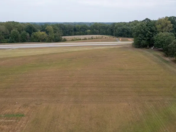 8 Highway 109 N, Portland, TN 37148