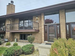 18028 Connecticut Ct #92, Orland Park, IL 60467