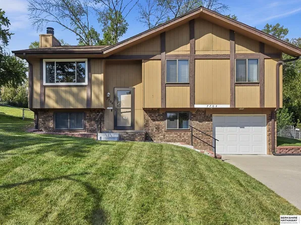 7704 S 76th Ave, La Vista, NE 68128