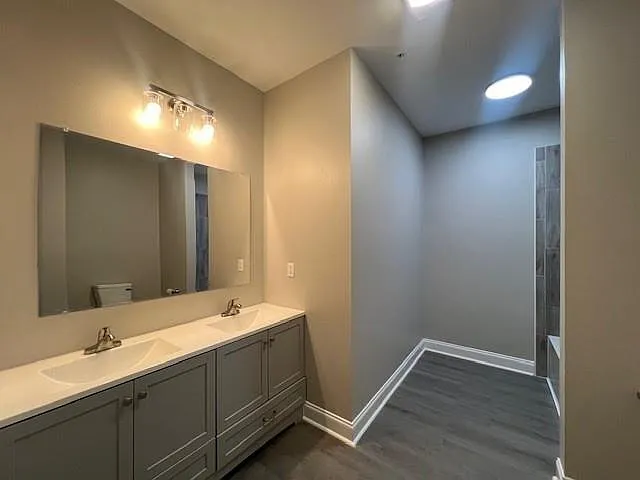 1112 Cambridge Dr #D — Photo 7