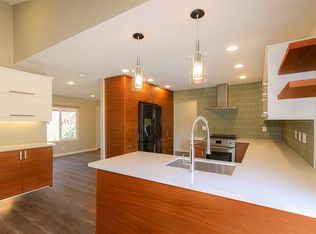 7777 Madrilena Way, Carlsbad, CA 92009
