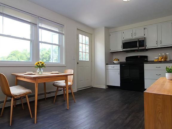 2nd image of 5 & 7 Smith Rd #5A