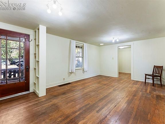 5th image of 503 Bonfoy Ave