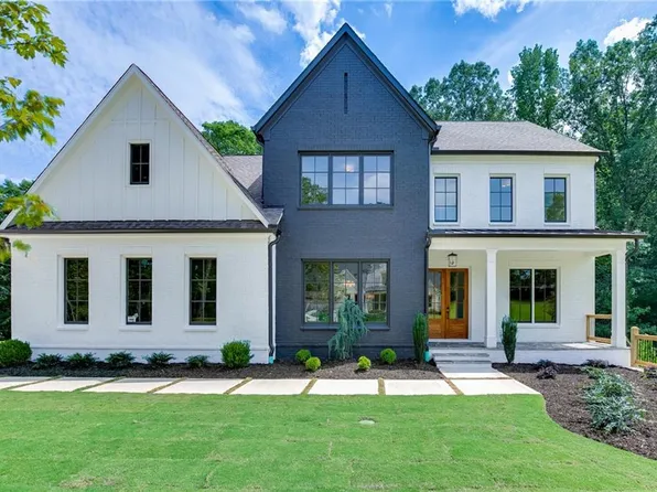 2975 N Bogan Rd NE, Buford, GA 30519
