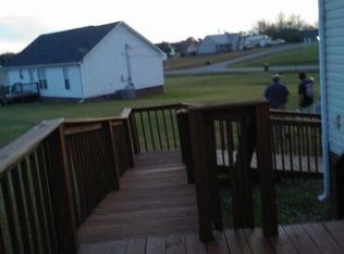 24 Ridgeline Dr, Fayetteville, TN 37334