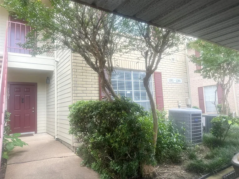 2120 El Paseo St #1301 — Photo 18