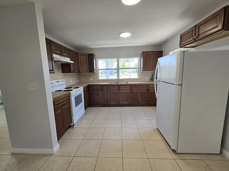 801 Washington St #A — Photo 16
