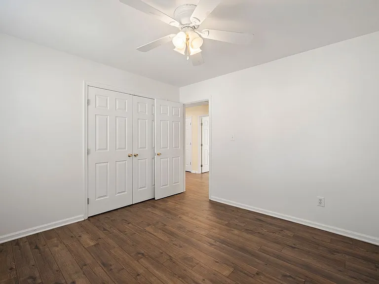 9718 Mitchell Glen Dr — Photo 24