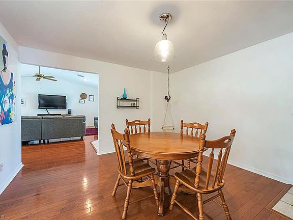 3rd image of 26936 Lost Woods Cir