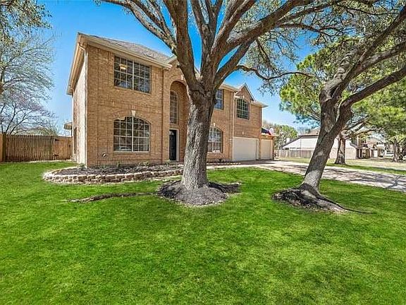 3rd image of 5247 Mountain Forest Dr