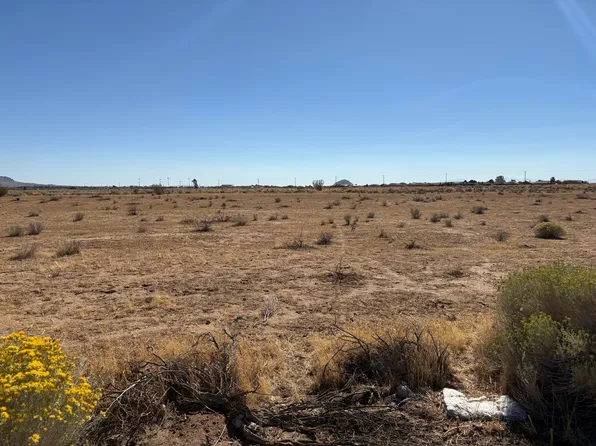 Sloan Dr, California City, CA 93505