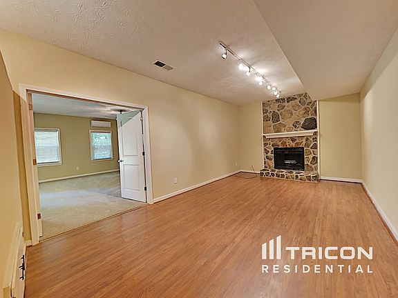 3rd image of 2021 Terra Ct