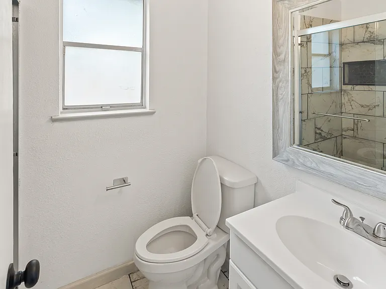 3812 David Ln — Photo 33