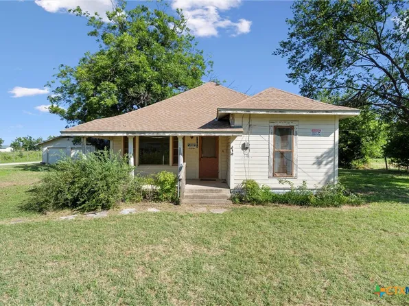 1104 E Umlang St, Thorndale, TX 76577
