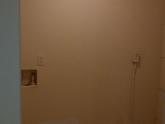 4th image of 4803 N 9th St