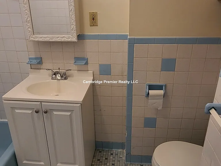 543 Broadway #2 — Photo 10