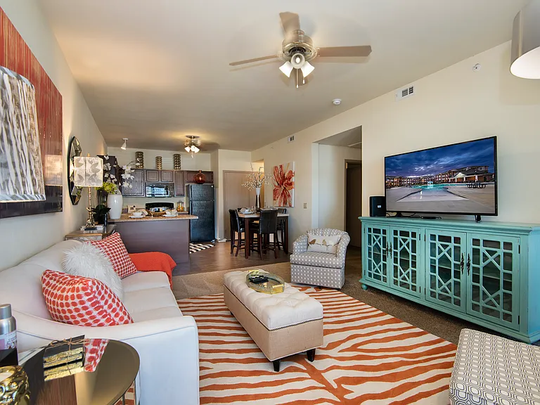 The Links at Manhattan — Photo 24