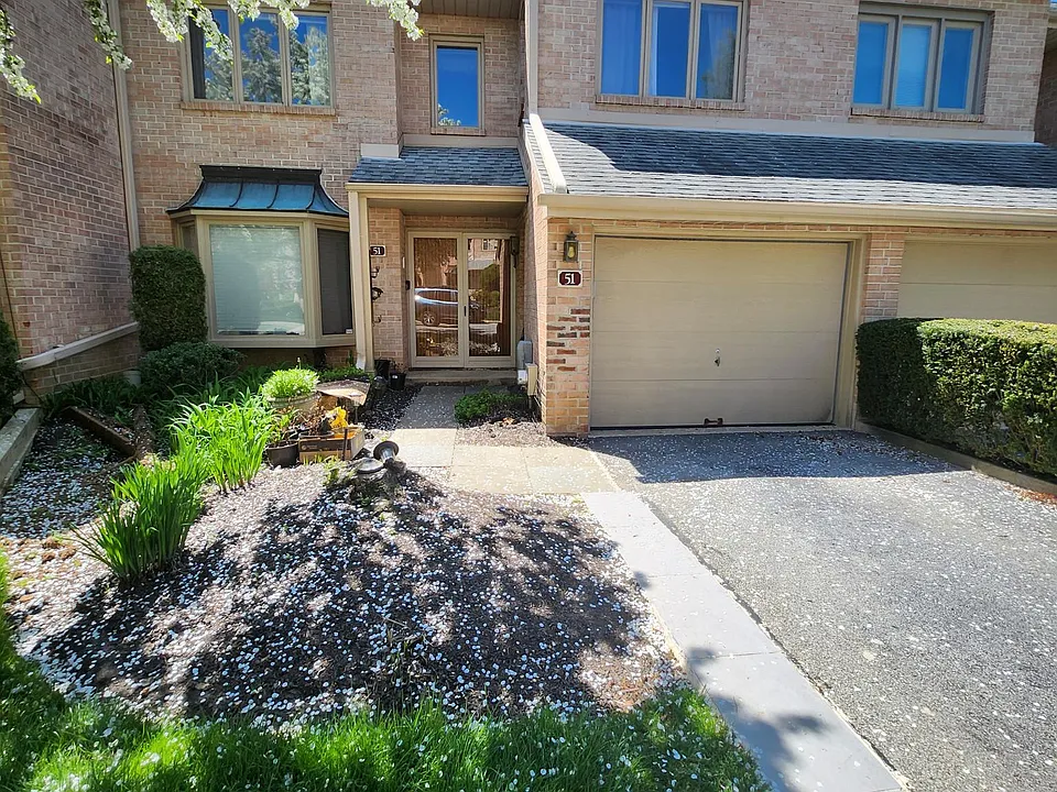 51 Militia Hill Dr