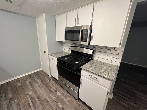 5th image of 518 N Hampton Rd #8c355dcff