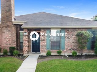 984 Downey Dr, Lewisville, TX 75067