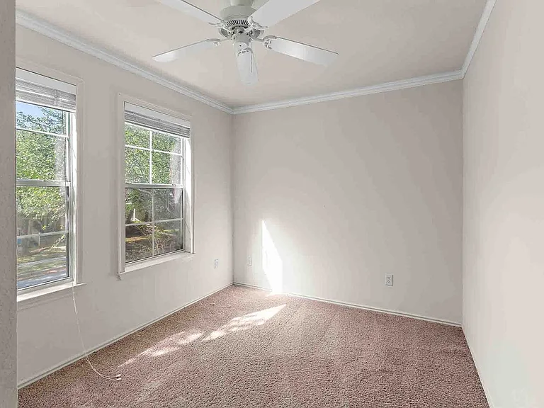 280 Strawn — Photo 21