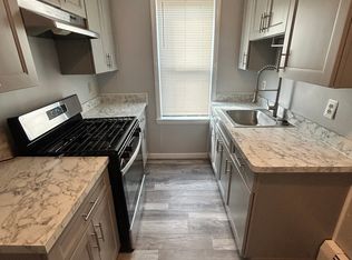 418 Anthony St #1, Fall River, MA 02721