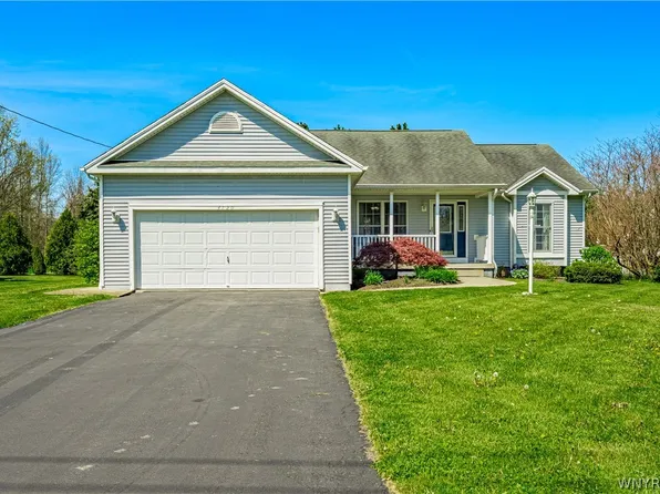 4120 Calkins Rd, Youngstown, NY 14174