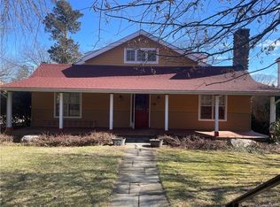 220 Rockingstone Ave, Larchmont, NY 10538