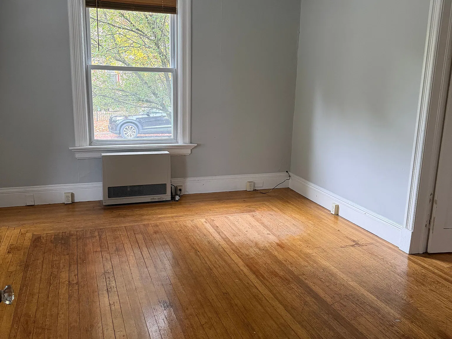 One Bedroom One Bath in East Side Neighborhood Saratoga Springs — Photo 4