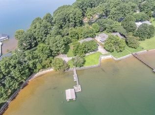 643 Isle Of Pines Rd, Mooresville, NC 28117