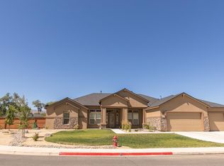 385 White Hawk Rd, Fernley, NV 89408