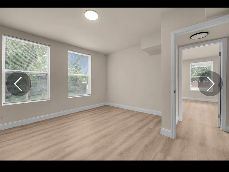 3145 Broadway Ave #1 — Photo 9