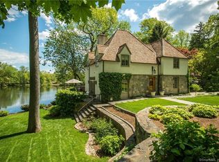 113 Orchard Dr, Greenwich, CT 06830