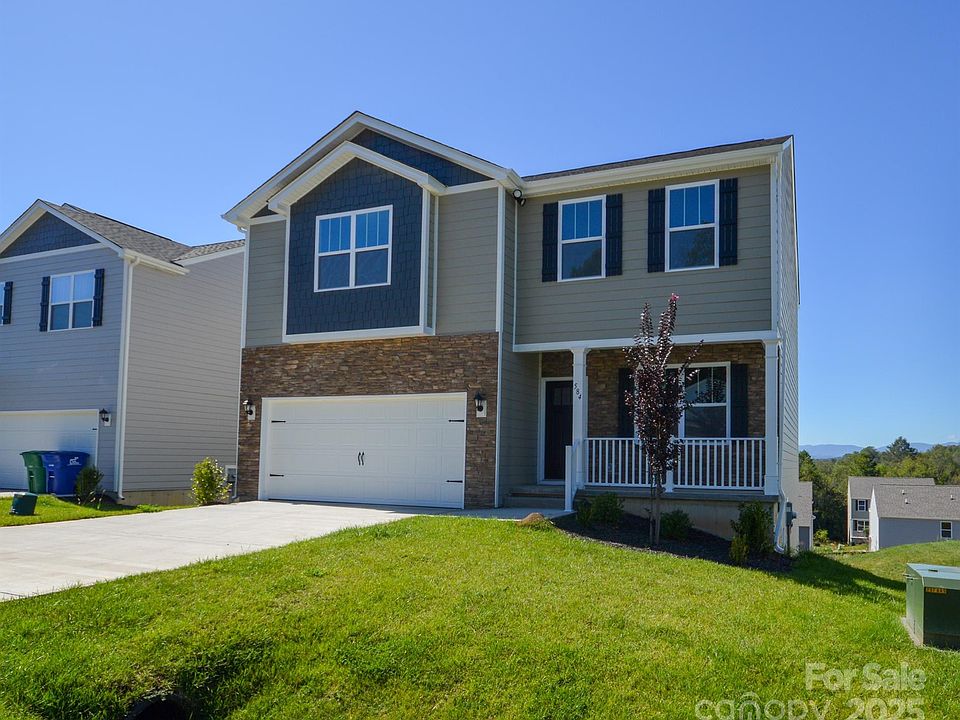 1st image of 584 Country Oak Dr