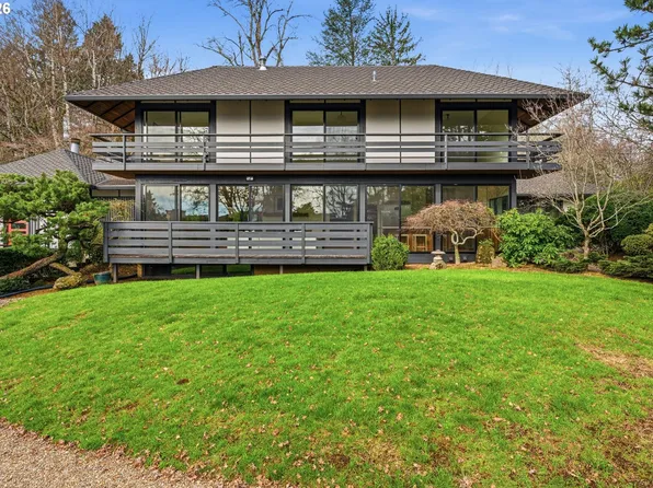 28 Monticello Dr, Lake Oswego, OR 97035