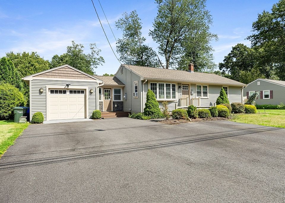 1st image of 497 Dwight Rd