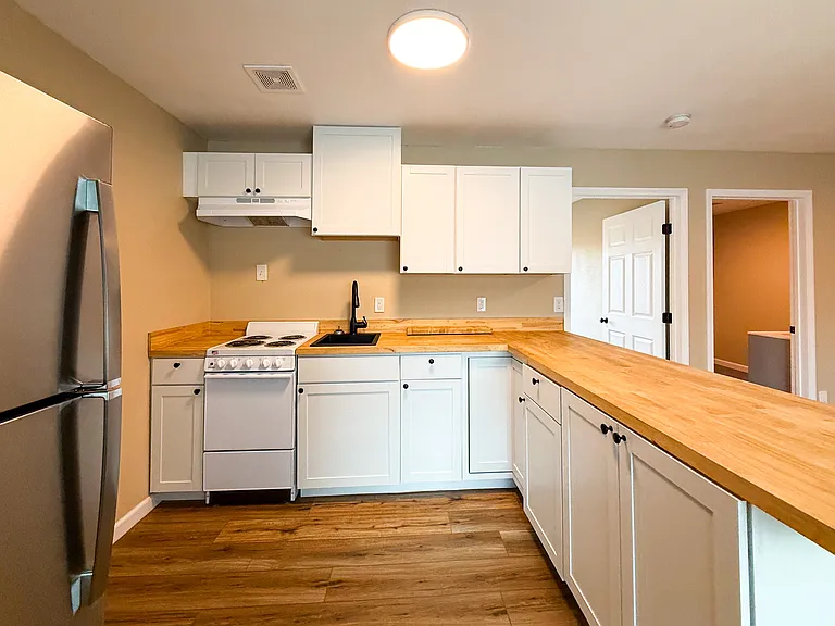 501 E 2nd Ave #5 — Photo 4