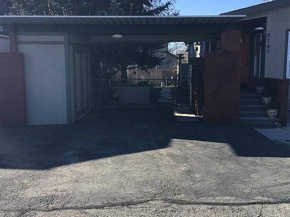 2nd image of 8147 Casa Real Ln