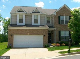 33 Carriage Hill Dr, Fredericksburg, VA 22405