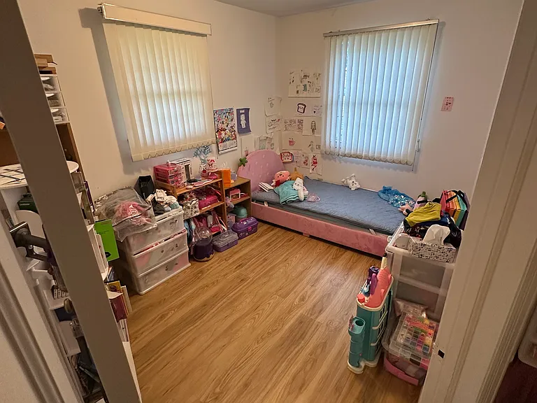 380 Burlington Rd — Photo 16