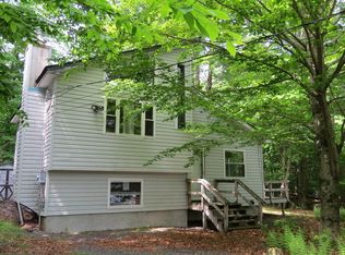 1946 Horseshoe Bnd, Tobyhanna, PA 18466