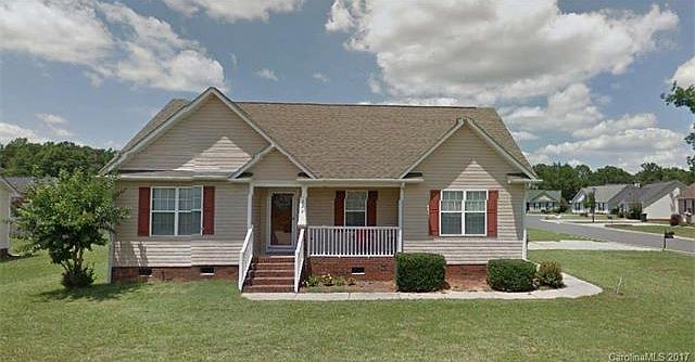 1st image of 4220 Cornelia Ln