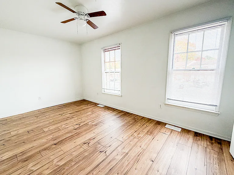 1038 Wickford Ct #1 — Photo 8